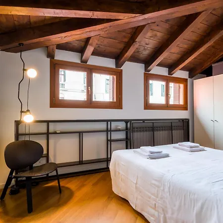 Mori Canal View Appartement