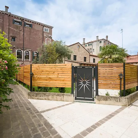 Mori Canal View Appartement *