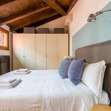 Mori Canal View Venise