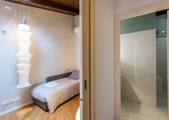 Mori Canal View * Veneza